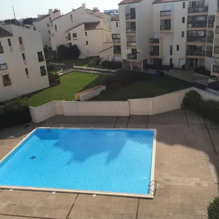 Avec Piscine A La Rochelle, Proche Du Port - Fr-1-551-29