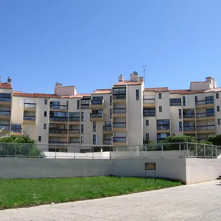 Apartment Avec Piscine A La Rochelle, Proche Du Port - Fr-1-551-29